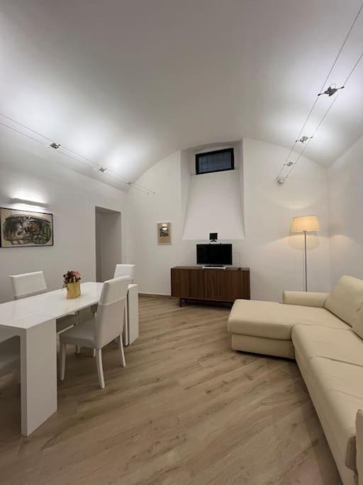 Molo 7 - Antesitum - Classic, Modern And Cozy มัลกราเต ภายนอก รูปภาพ